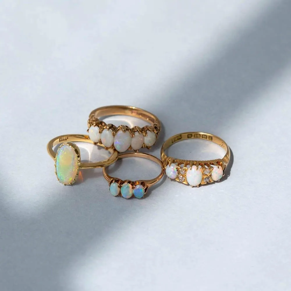 Antique Edwardian Precious Opal 18ct Gold Ring