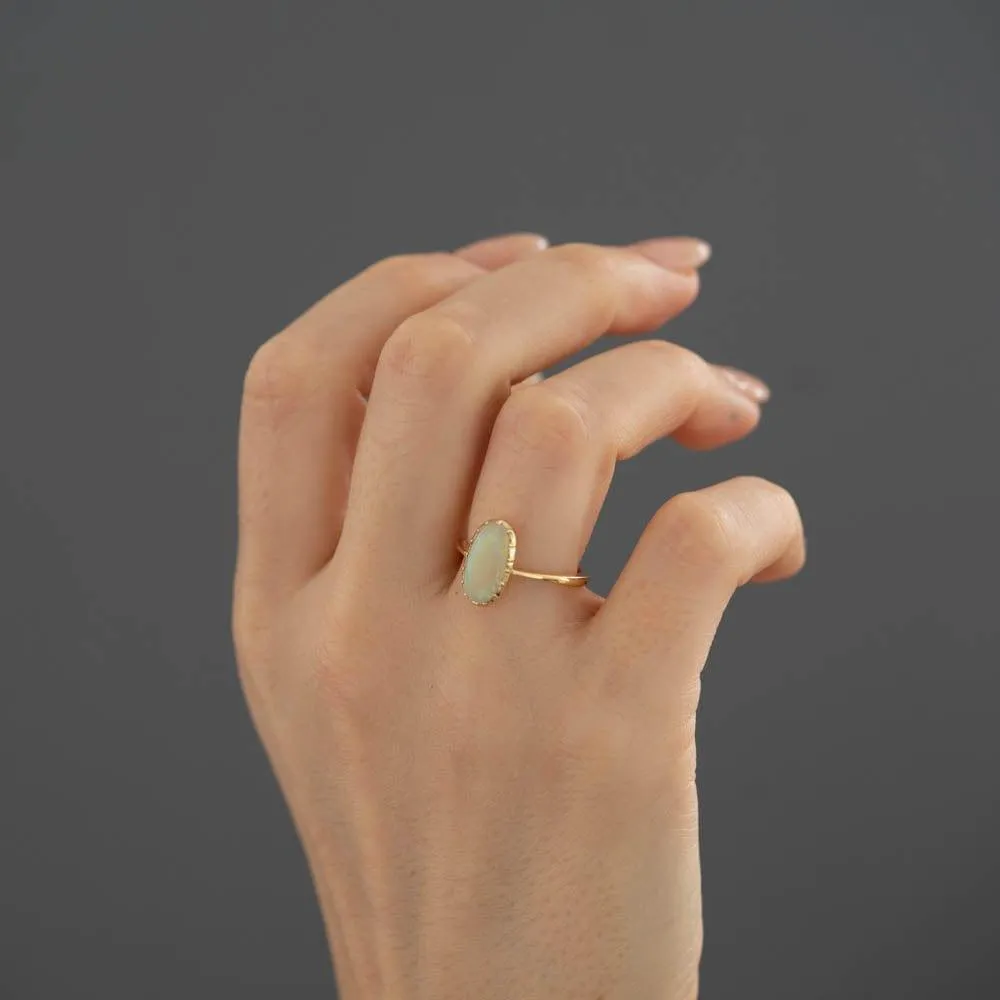 Antique Edwardian Precious Opal 18ct Gold Ring