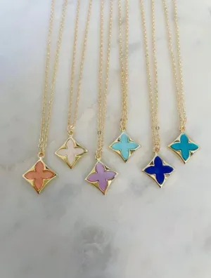 Clover necklace (Light blue)
