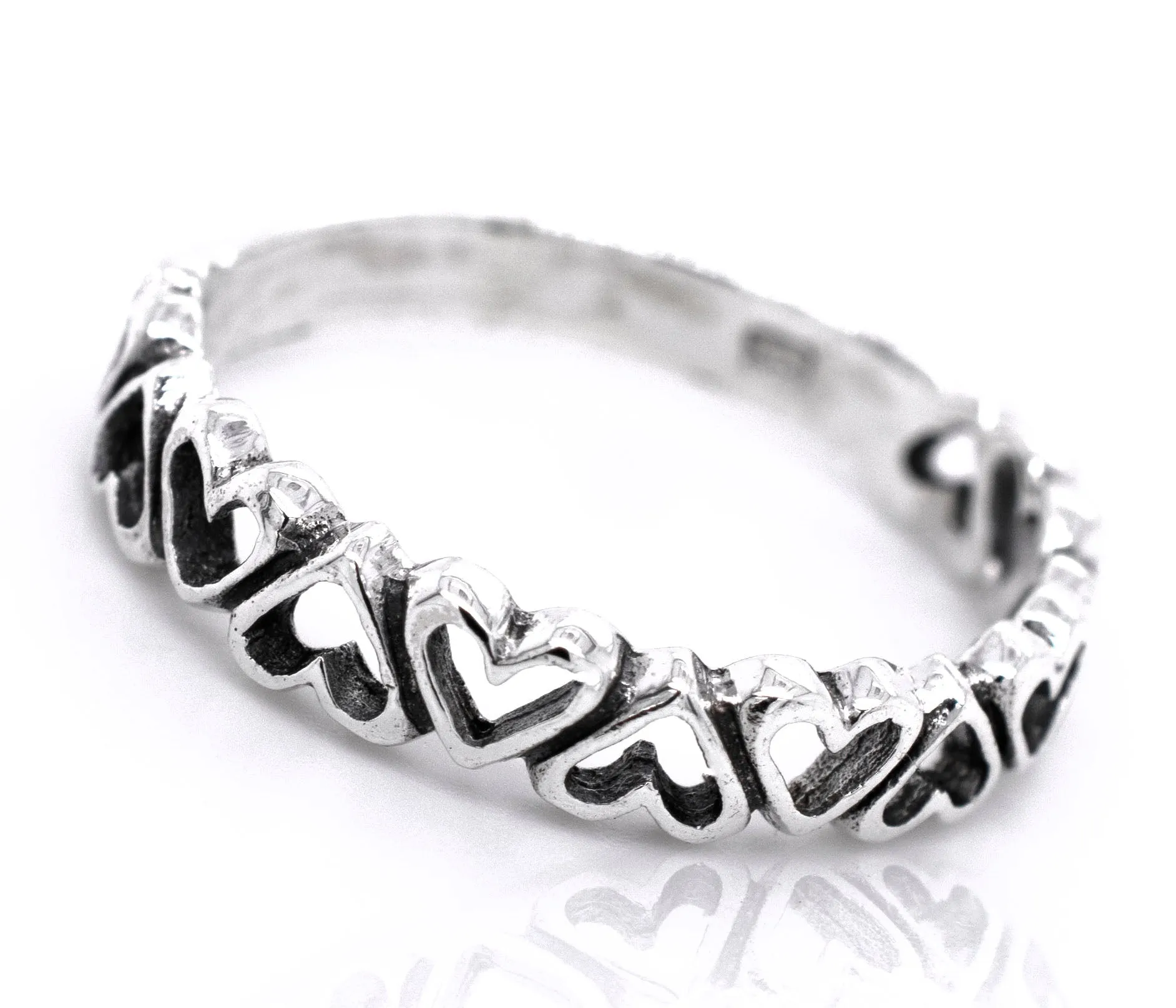 Cut Out Alternating Heart Band