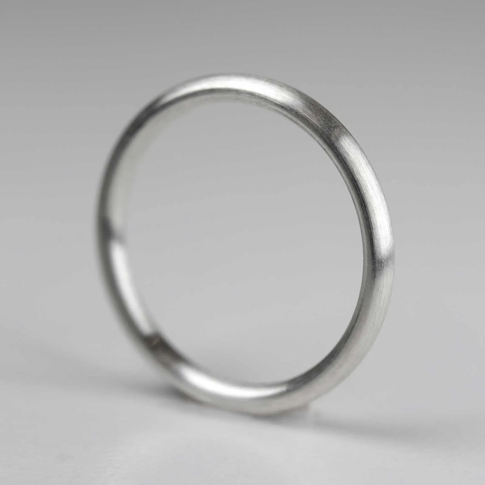 European Style Simple Band •