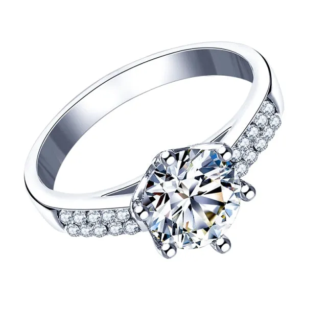 Fashion Luxury Crystal Engagement Ring for Women AAA White Cubic Zirconia Silver color Rings