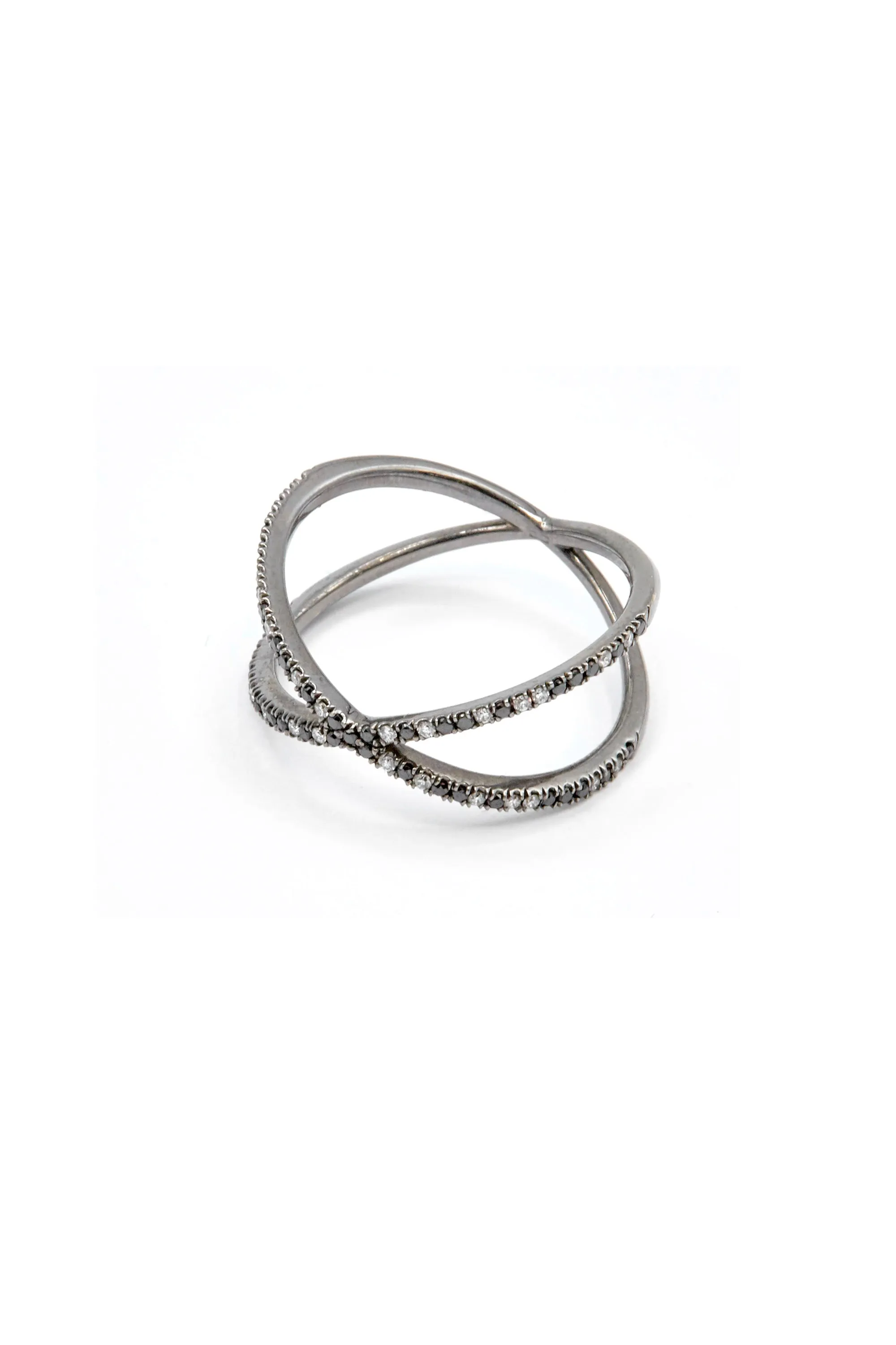 Fine Shorty ring white diamonds