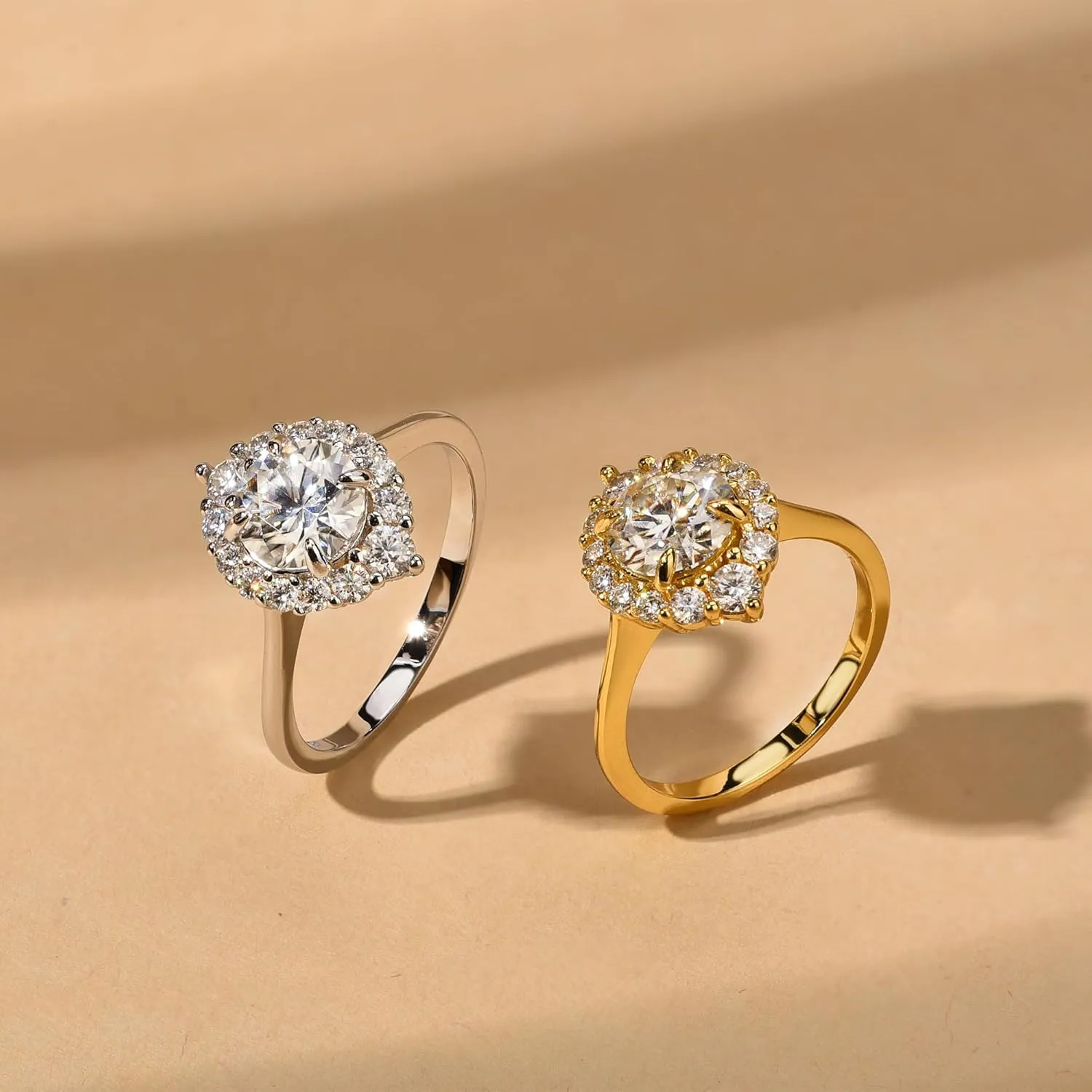 LAVALE Moissanite Rings for Women, 1.2/2 CT D Color VVS1 Lab Created Diamond Engagement Rings 18K White Yellow Gold Vermeil Knife Edge 925 Sterling Silver Promise Rings for Her Wedding Gifts