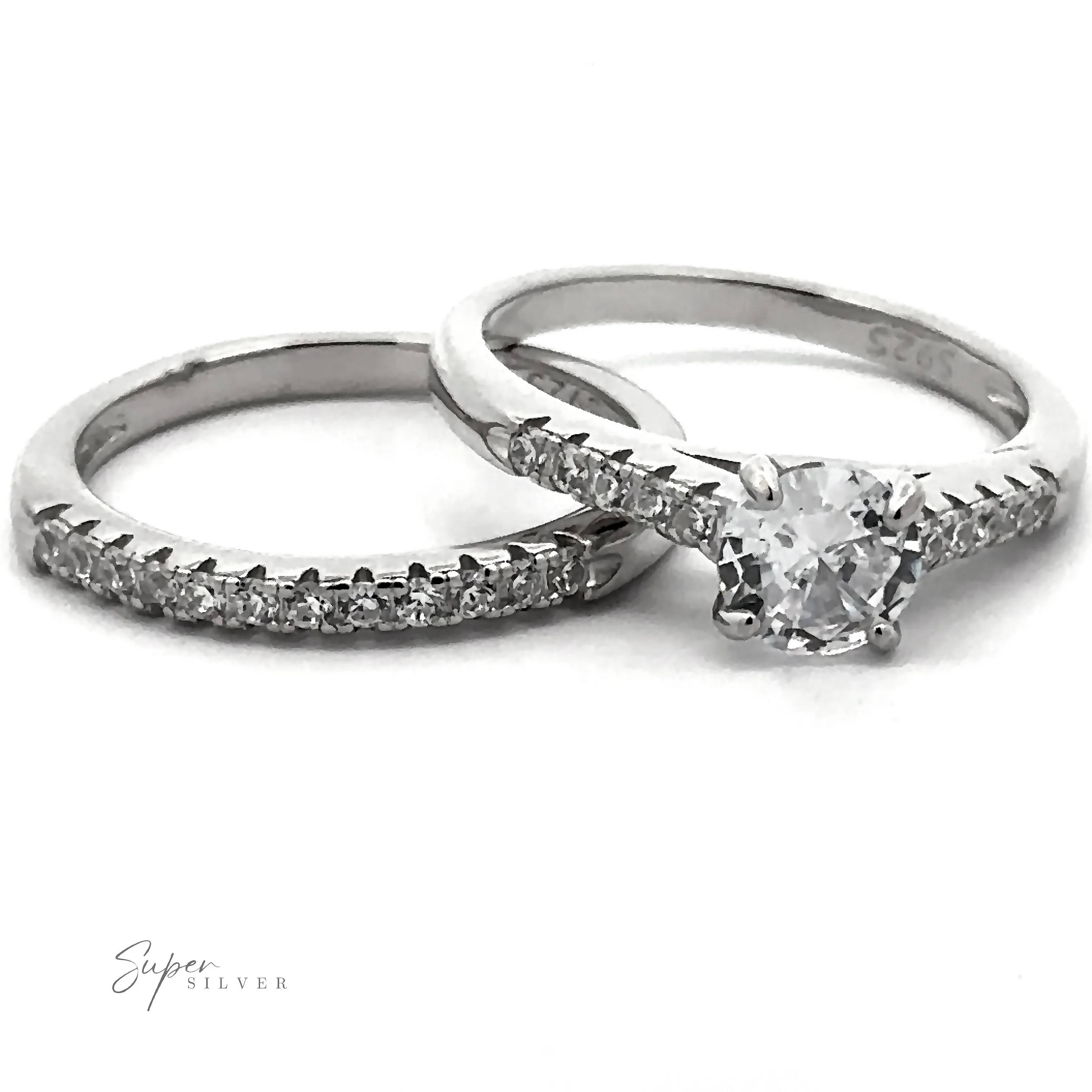 Round Solitaire Wedding Band Set