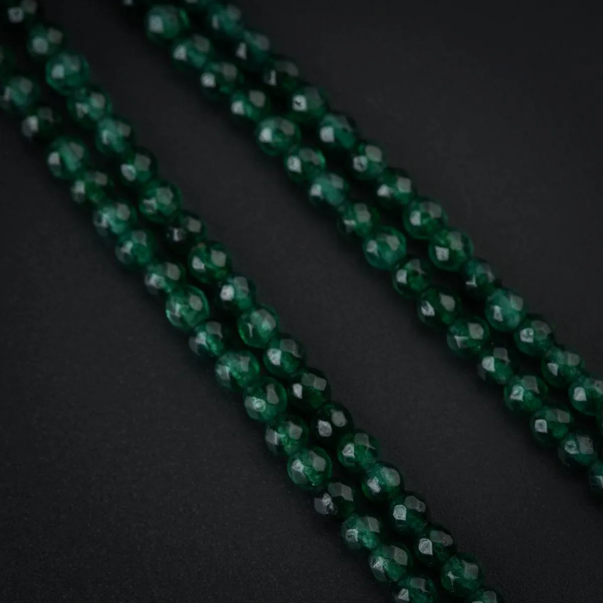 Silver Shiny Karwar Pendant Necklace with Green Onyx